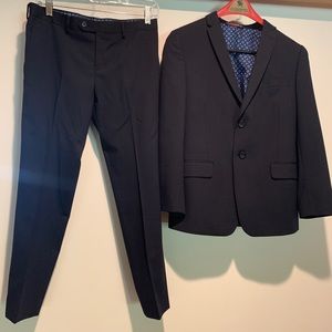Boys size 16 navy suit from Nordstrom worn once